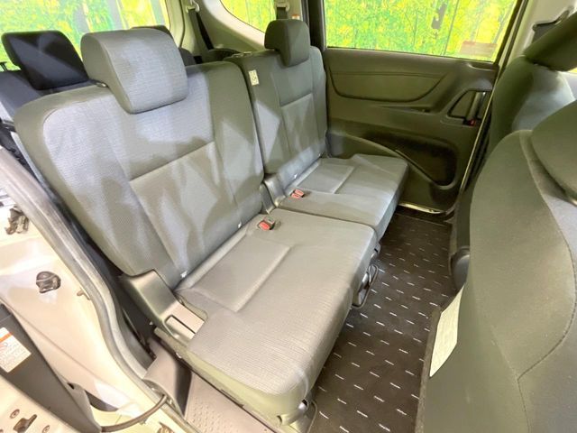 TOYOTA SIENTA HYBRID 2017 Image 31