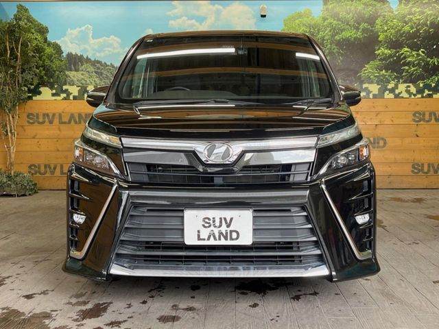 TOYOTA VOXY 2018 Image 31