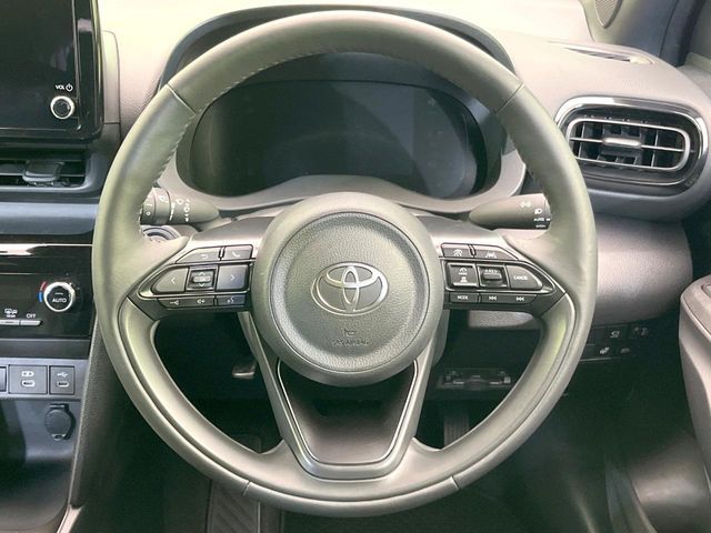 TOYOTA YARIS CROSS HYBRID 2025 Image 31