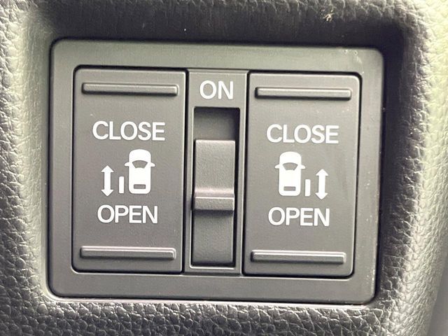 HONDA N BOX CUSTOM 2018 Image 31