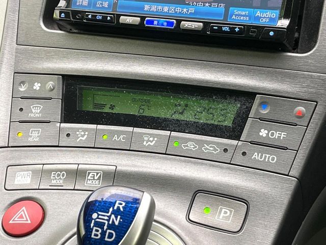 TOYOTA PRIUS 2013 Image 31