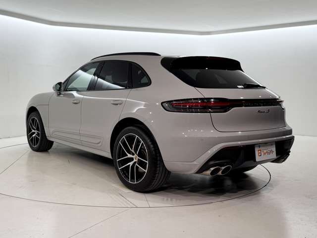 PORSCHE MACAN 2022 Image 31