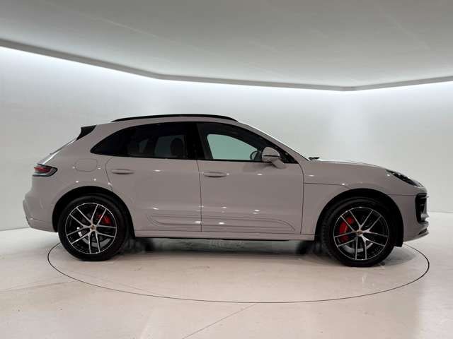 PORSCHE MACAN 2022 Image 31