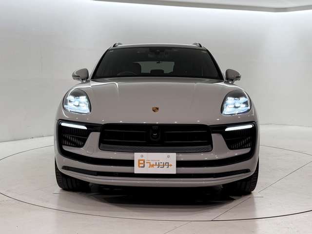 PORSCHE MACAN 2022 Image 31