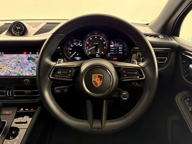 PORSCHE MACAN 2022 Image 31