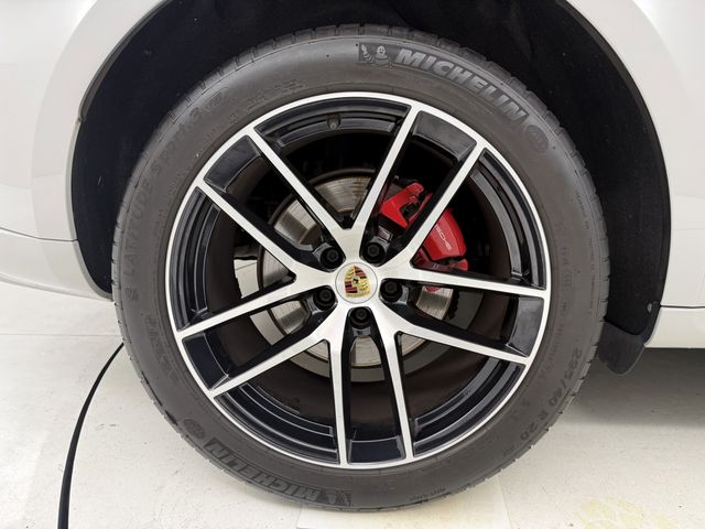PORSCHE MACAN 2022 Image 31