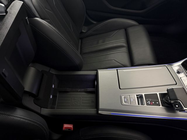 AUDI A6 AVANT 2023 Image 31