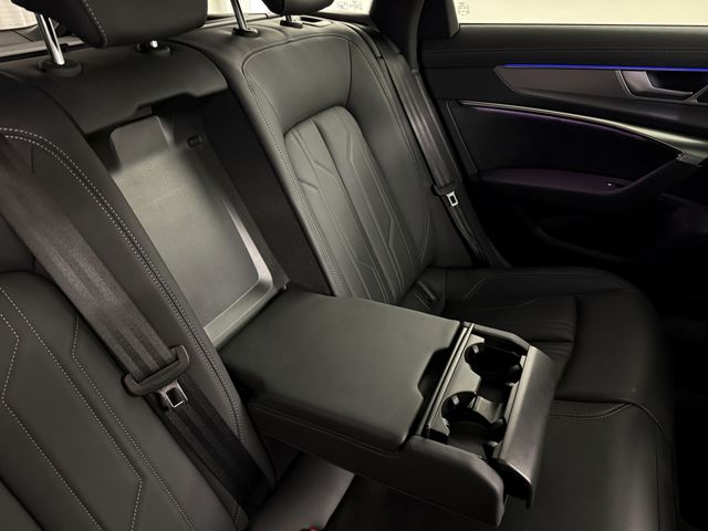 AUDI A6 AVANT 2023 Image 31