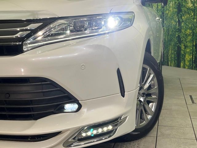TOYOTA HARRIER 4WD 2018 Image 31