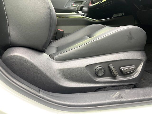 TOYOTA PRIUS 4WD 2023 Image 31