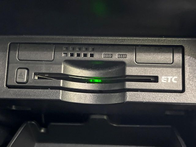 TOYOTA ESQUIRE HYBRID 2015 Image 31