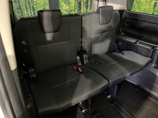 TOYOTA ESQUIRE HYBRID 2015 Image 31