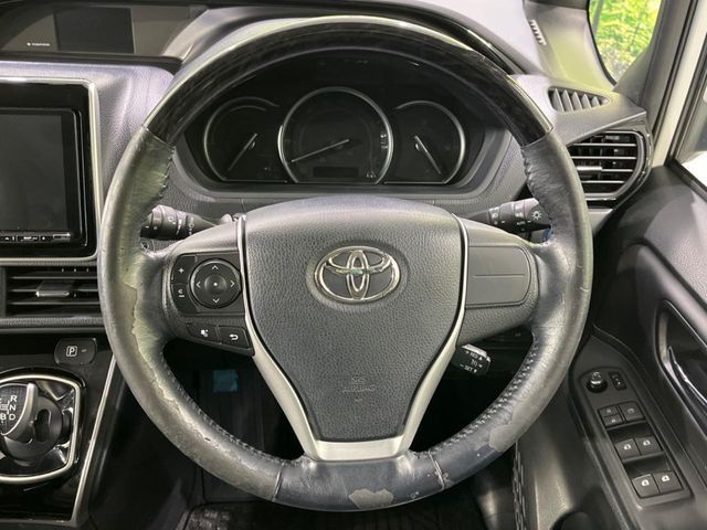 TOYOTA ESQUIRE HYBRID 2015 Image 31