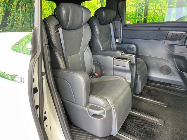 TOYOTA ALPHARD HYBRID 2024 Image 31