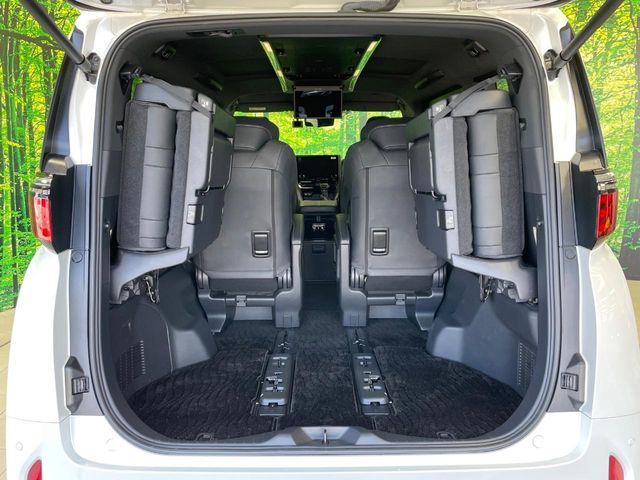 TOYOTA ALPHARD HYBRID 2024 Image 31