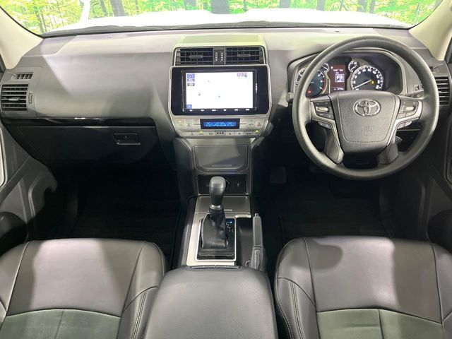 TOYOTA LANDCRUISER PRADO 2023 Image 31