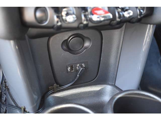 BMW MINI COOPER 5DOO 2015 Image 31