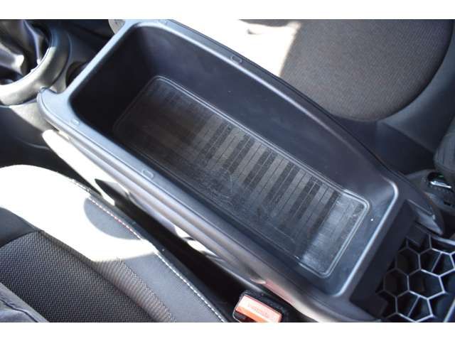 BMW MINI COOPER 5DOO 2015 Image 31