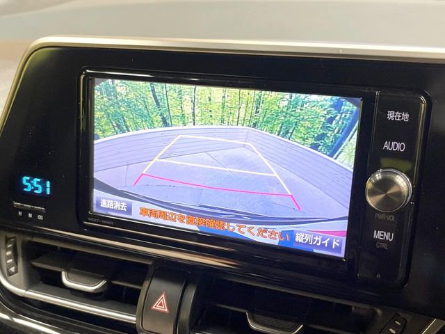 TOYOTA C-HR 2017 Image 31