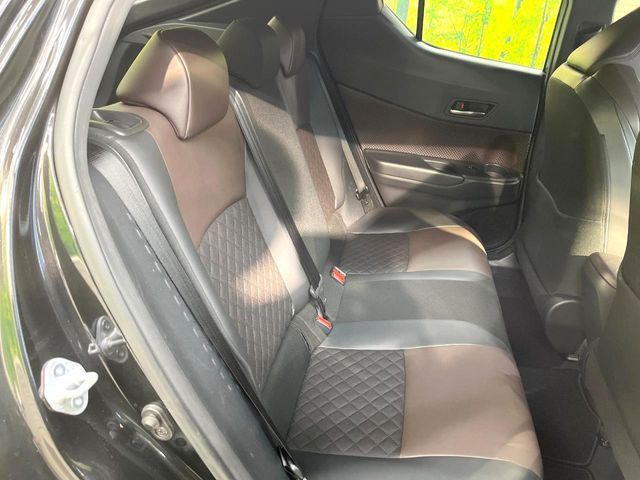 TOYOTA C-HR 2017 Image 31