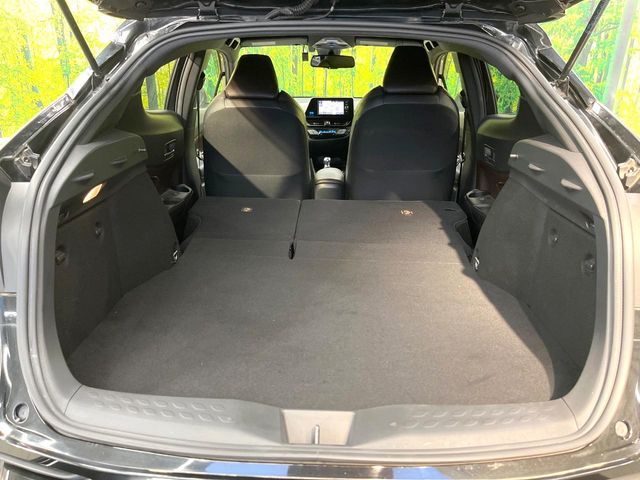 TOYOTA C-HR 2017 Image 31