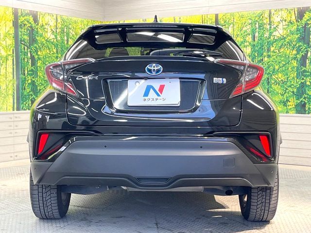 TOYOTA C-HR 2017 Image 31