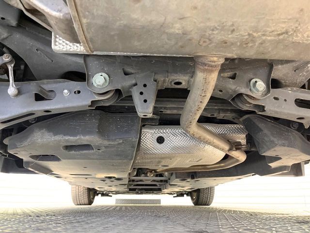 TOYOTA C-HR 2017 Image 31