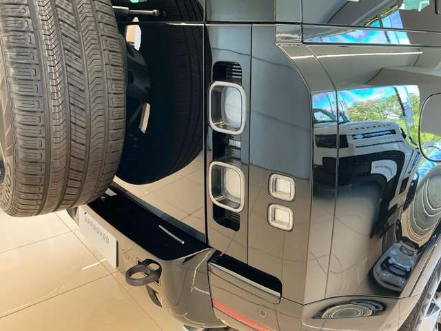 ROVER DEFENDER 2023 Image 31