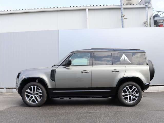 ROVER DEFENDER 2025 Image 31