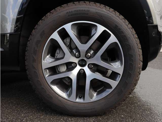 ROVER DEFENDER 2025 Image 31