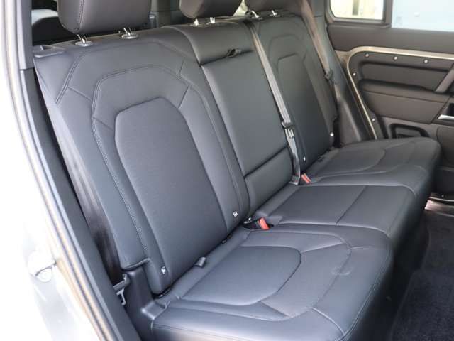 ROVER DEFENDER 2025 Image 31