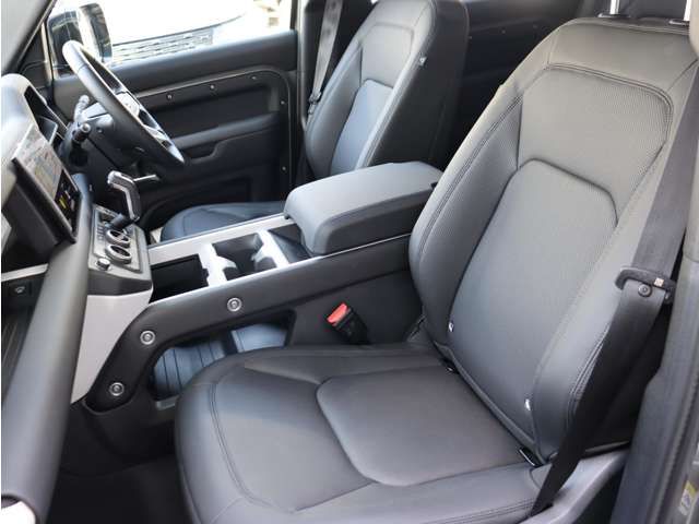 ROVER DEFENDER 2025 Image 31