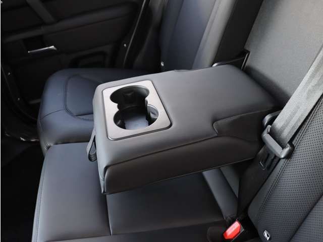 ROVER DEFENDER 2025 Image 31