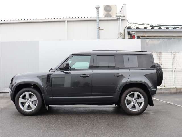 ROVER DEFENDER 2025 Image 31