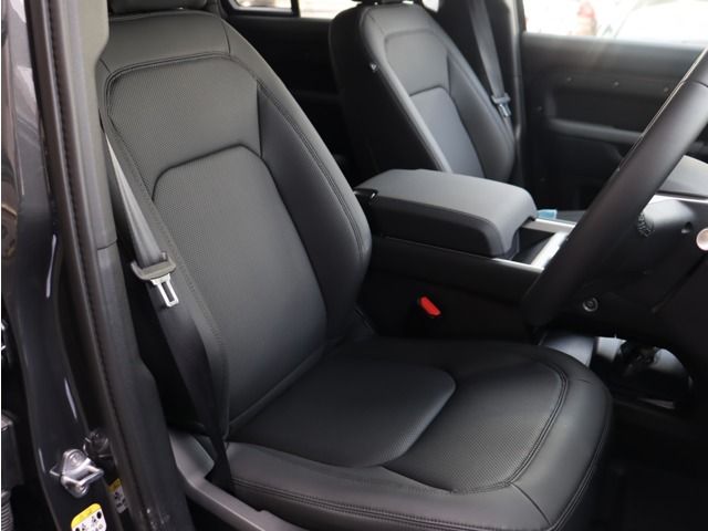 ROVER DEFENDER 2025 Image 31