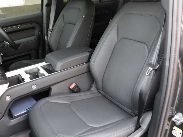 ROVER DEFENDER 2025 Image 31