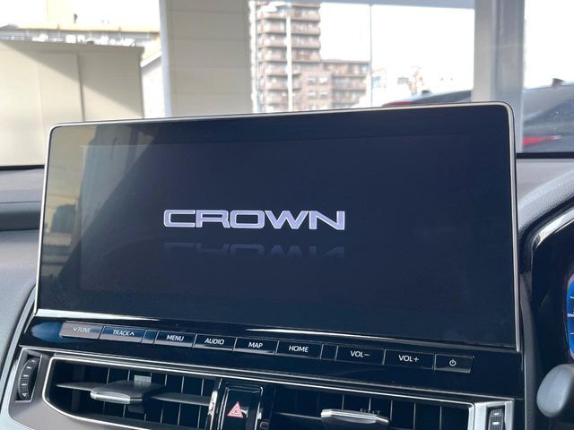 TOYOTA CROWN SEDAN HYBRID 2021 Image 31