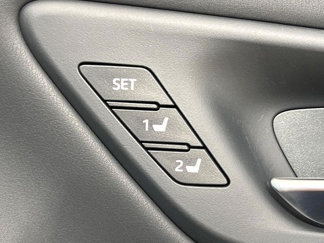 TOYOTA CROWN SEDAN HYBRID 2021 Image 31