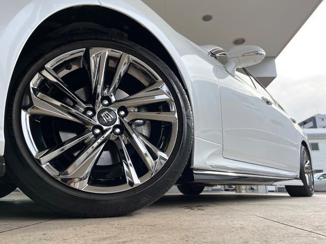 TOYOTA CROWN SEDAN HYBRID 2021 Image 31