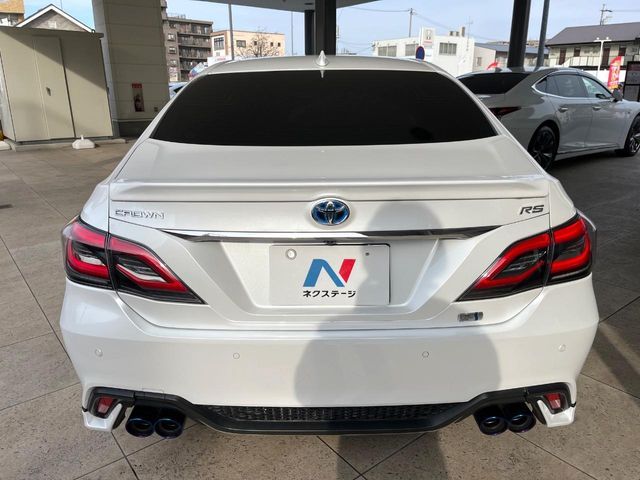 TOYOTA CROWN SEDAN HYBRID 2021 Image 31