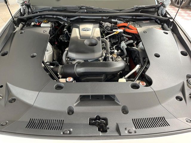 TOYOTA CROWN SEDAN HYBRID 2021 Image 31