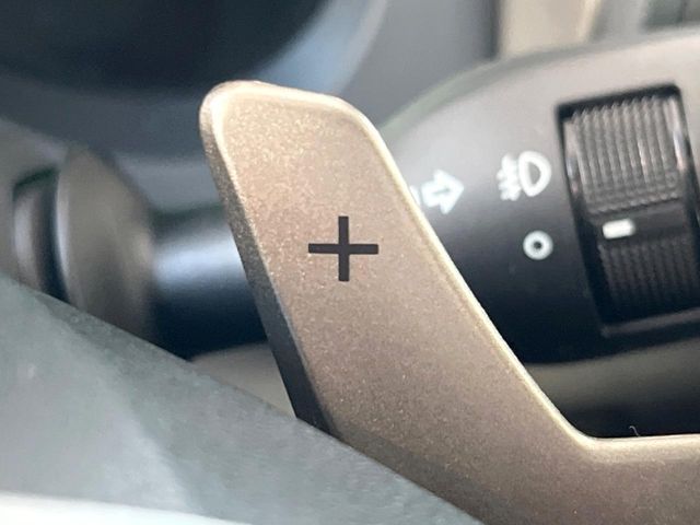 TOYOTA LEXUS RC300H 2015 Image 31