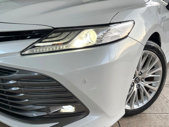 TOYOTA CAMRY HYBRID 2018 Image 31