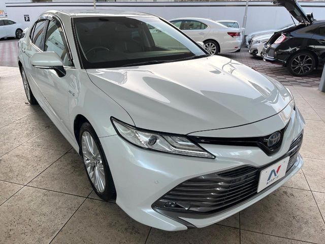 TOYOTA CAMRY HYBRID 2018 Image 31