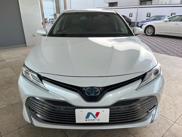 TOYOTA CAMRY HYBRID 2018 Image 31