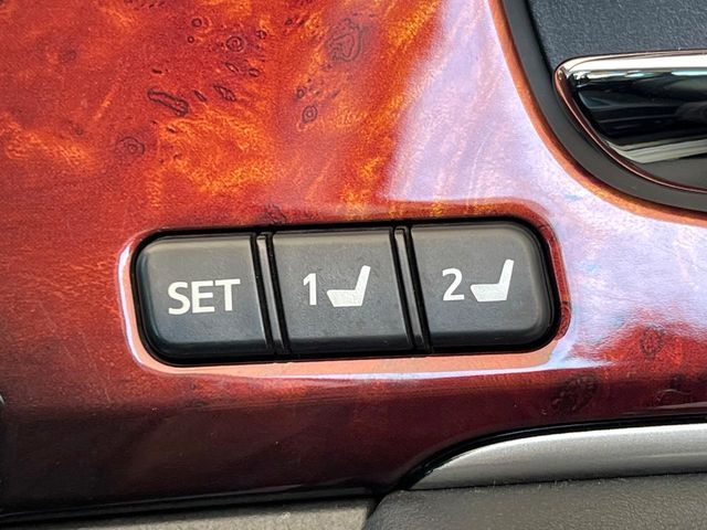 TOYOTA CROWN MAJESTA HYBRID 2016 Image 31