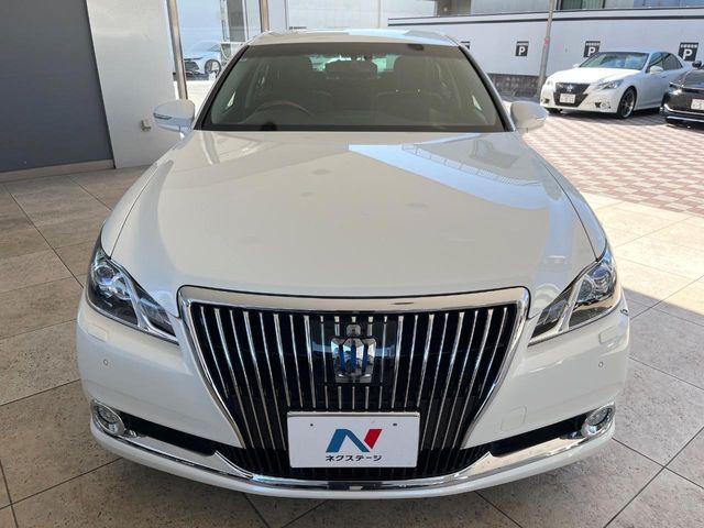 TOYOTA CROWN MAJESTA HYBRID 2016 Image 31