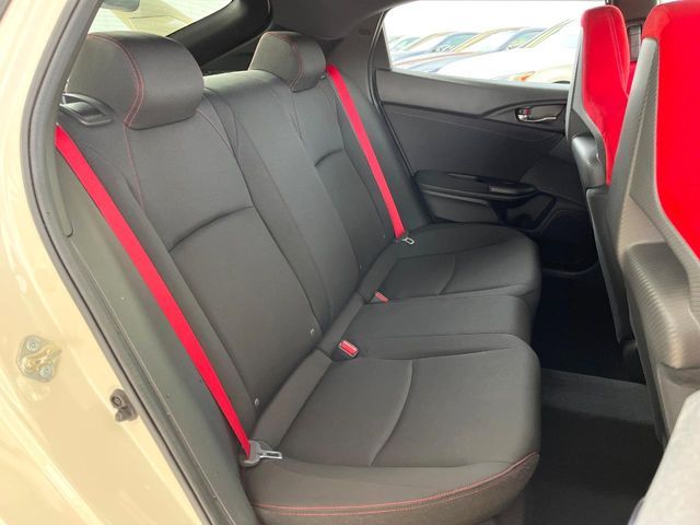 HONDA CIVIC HATCHBACK 2017 Image 31