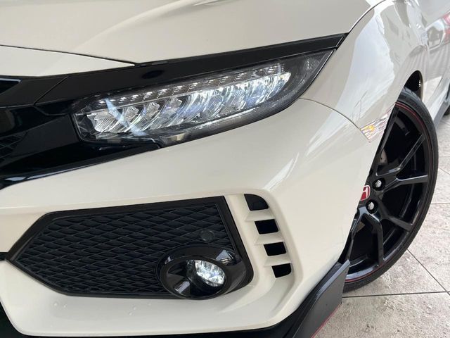 HONDA CIVIC HATCHBACK 2017 Image 31