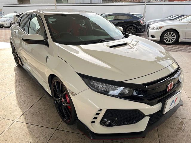 HONDA CIVIC HATCHBACK 2017 Image 31